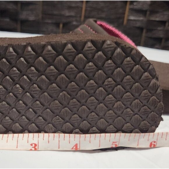 🌟 10/10⭐️ Brown n pink Flip flops - Picture 5 of 6